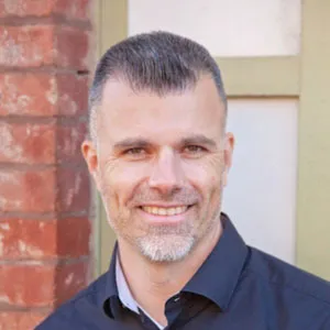 Mike Morris portrait